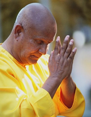 sri chinmoy 1.jpg